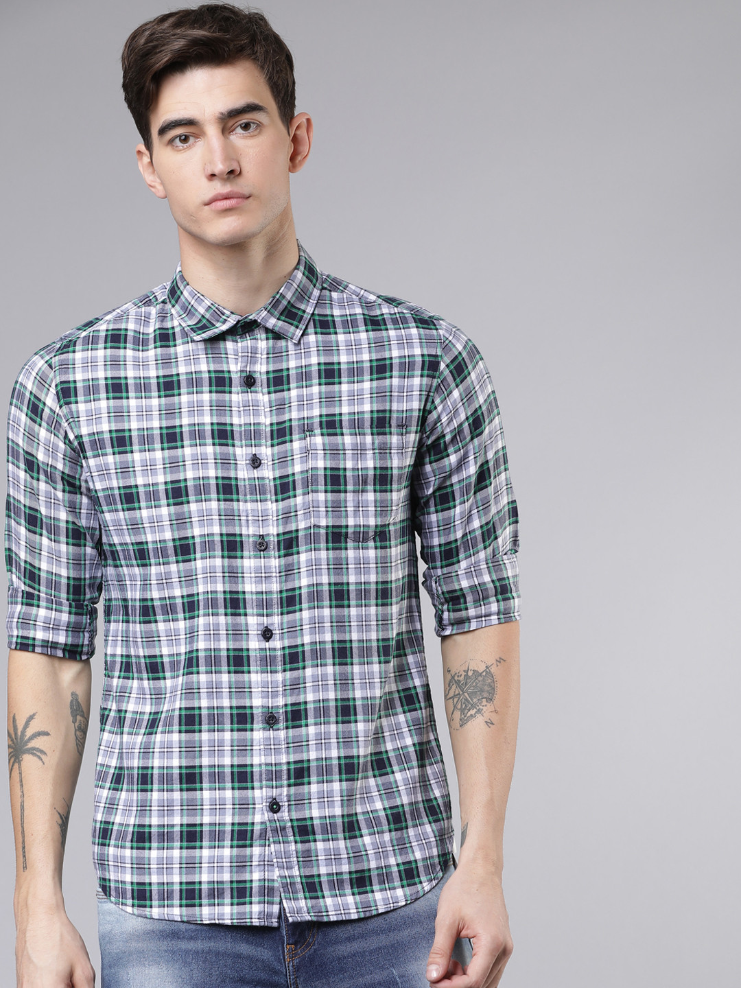 

HIGHLANDER Men Green & Navy Blue Slim Fit Yarn Dyed Checked Casual Shirt