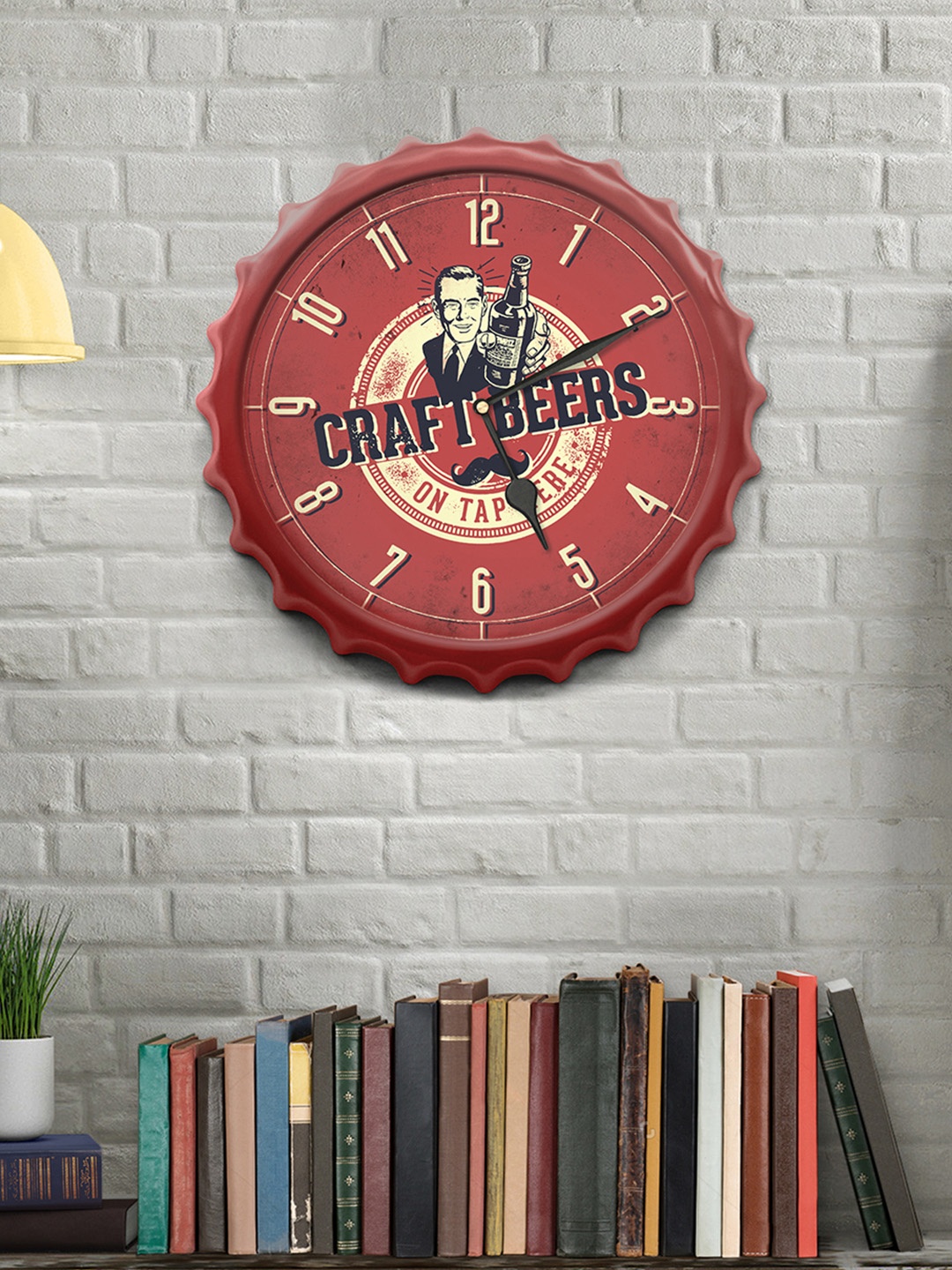 

green girgit Red Handcrafted Round Printed 30.48 cm Analogue Wall Clock