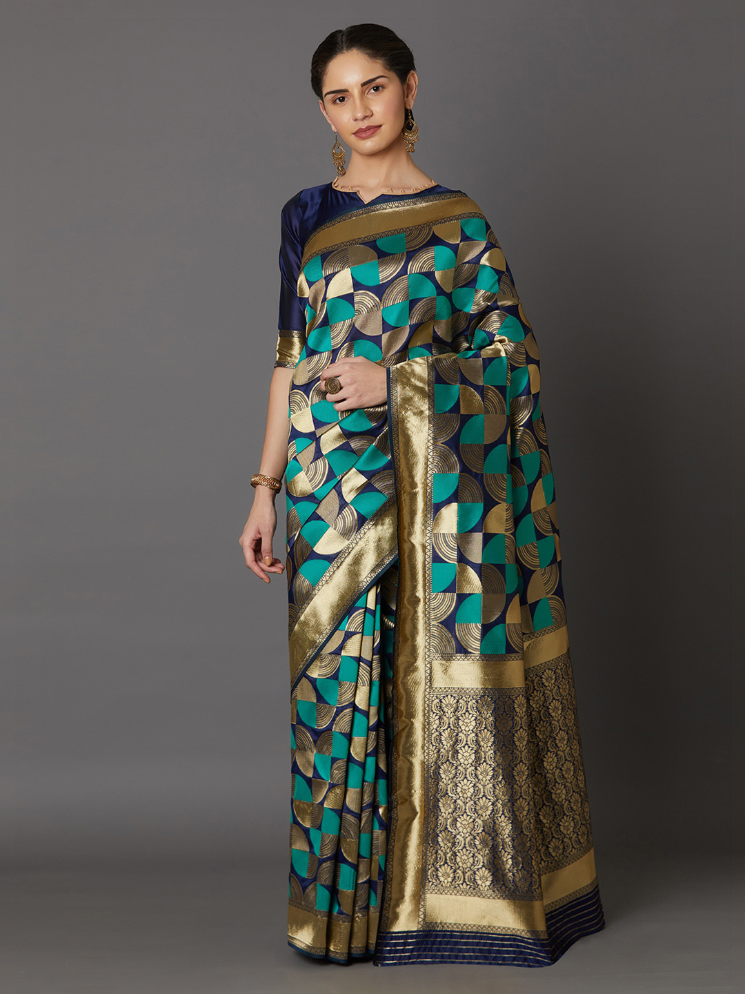 

Mitera Turquoise Blue & Gold-Coloured Silk Blend Woven Design Kanjeevaram Saree