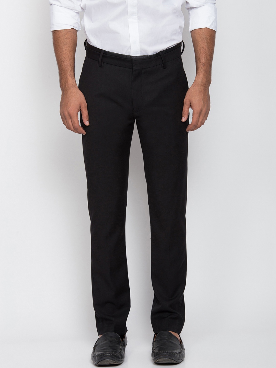 

Antony Morato Men Black Slim Fit Solid Regular Trousers
