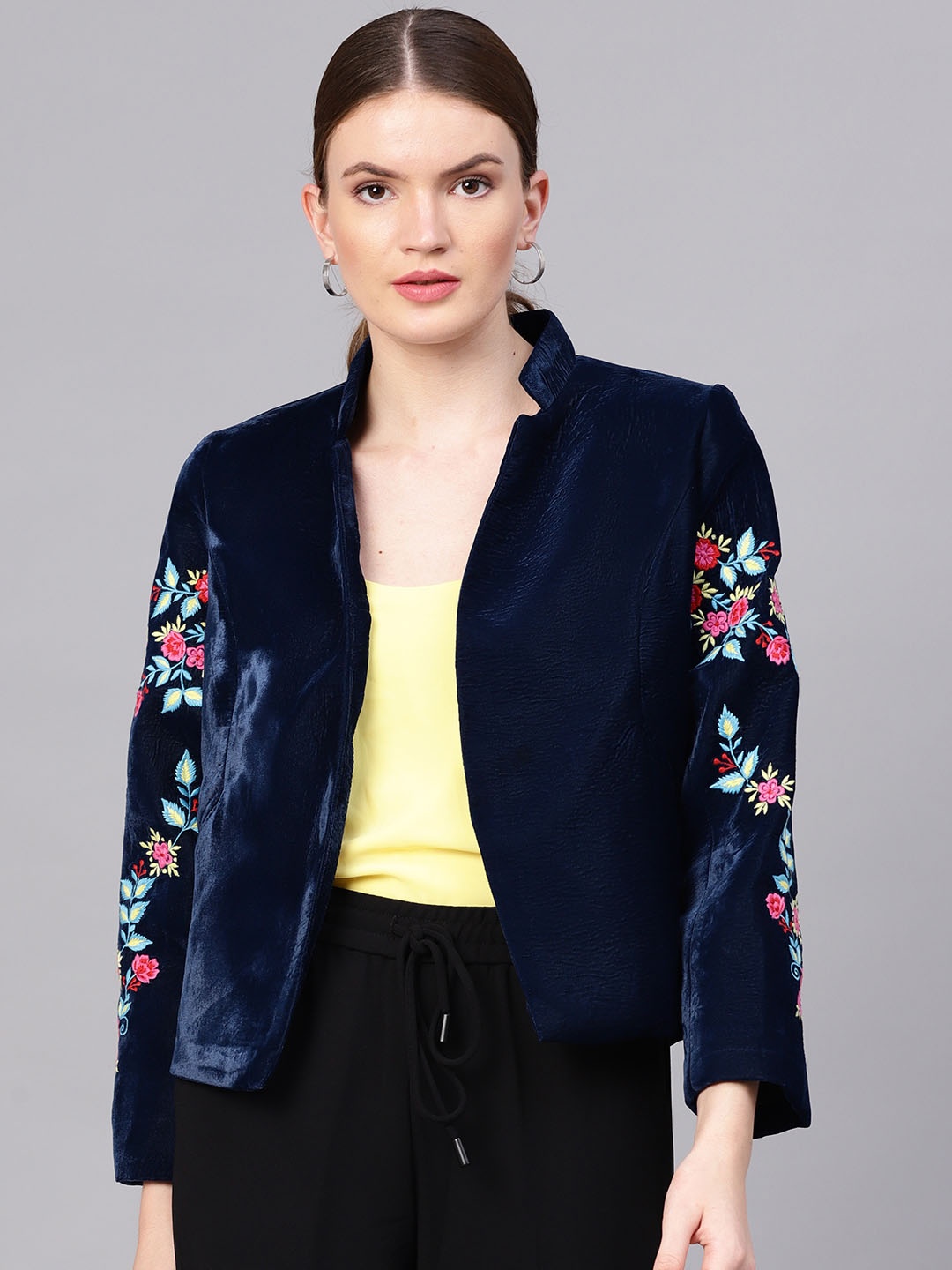 

Zima Leto Women Navy Blue Embroidered Front Open Blazer