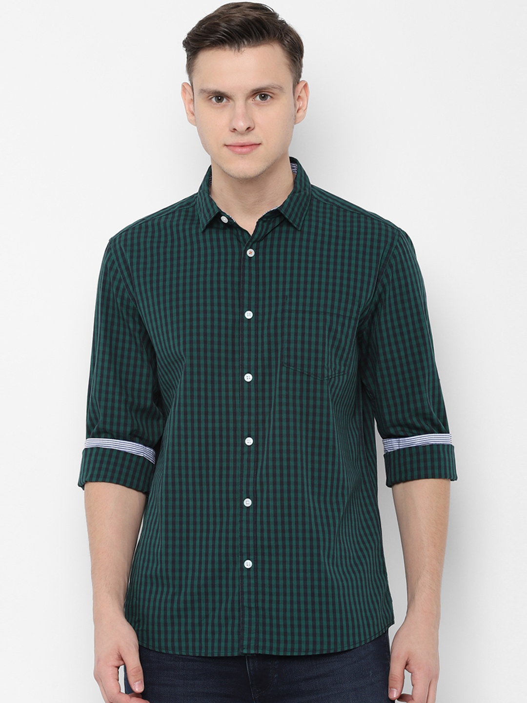 

People Men Green & Navy Blue Regular Fit Checked Casual Shirt