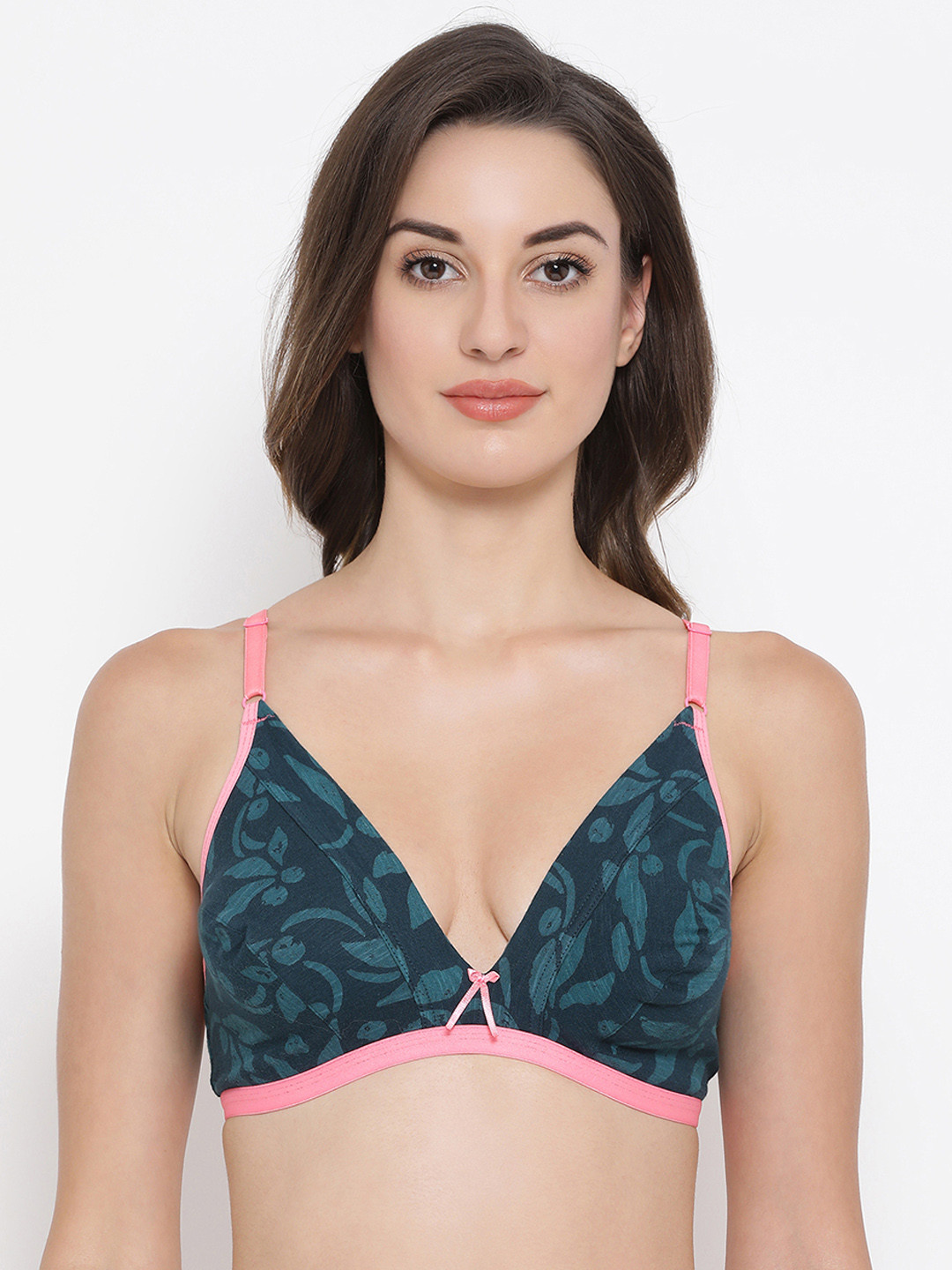 

Clovia Green Printed Non-Wired Non Padded Everyday Bra BR1595P1732B