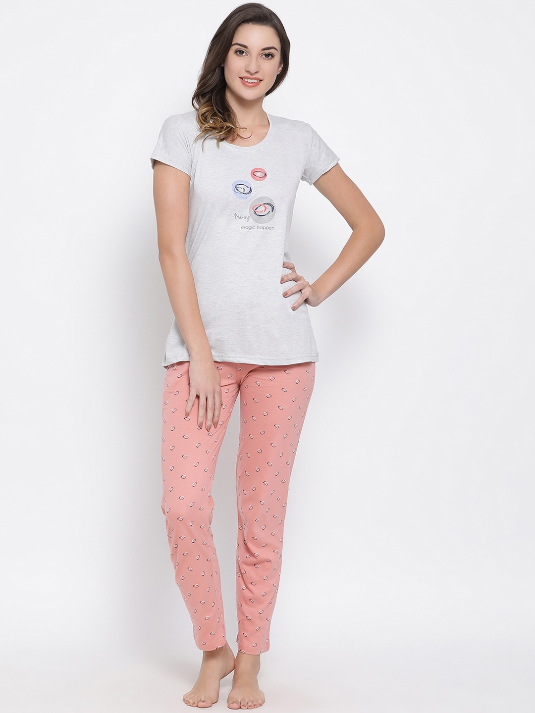 

Clovia Women Grey Printed Tshirt & Orange Pyjama Night Suit LS0474P08XXL