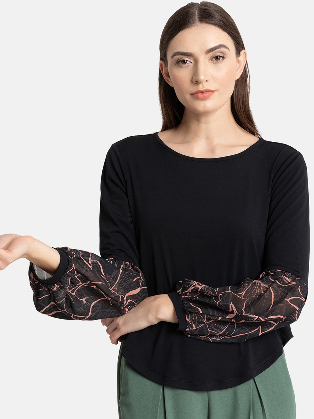 

Kazo Women Black Printed Top