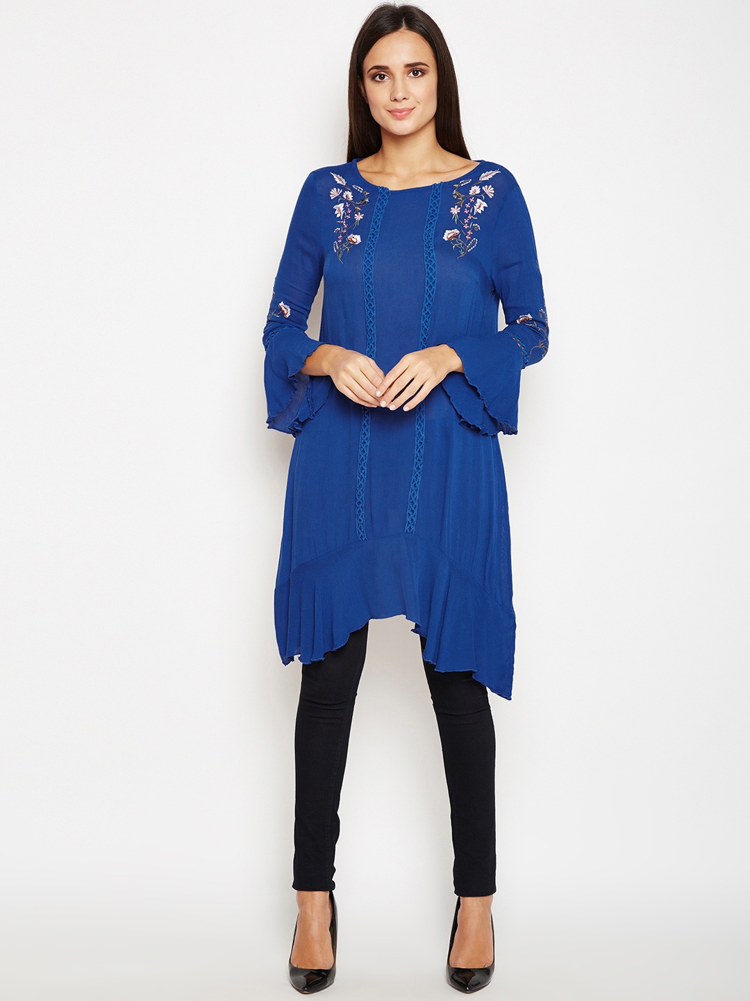 

Oxolloxo Women Navy Blue Embroidered Tunic