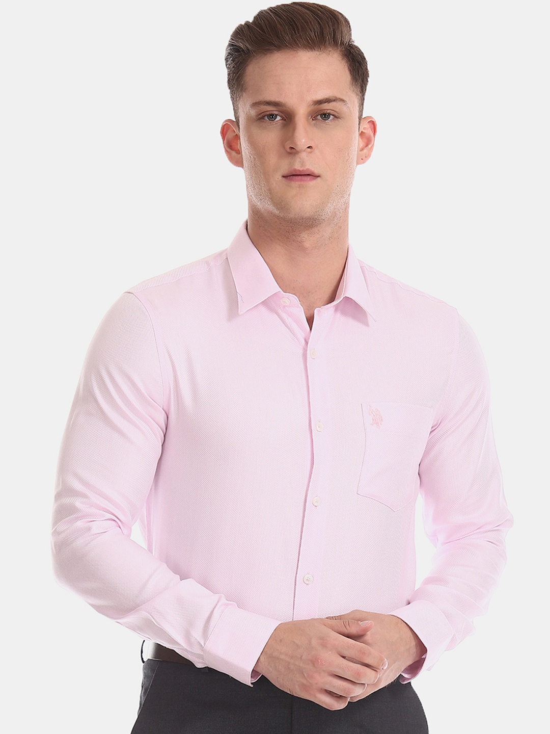 

U.S. Polo Assn. Tailored Men Pink Regular Fit Solid Formal Shirt