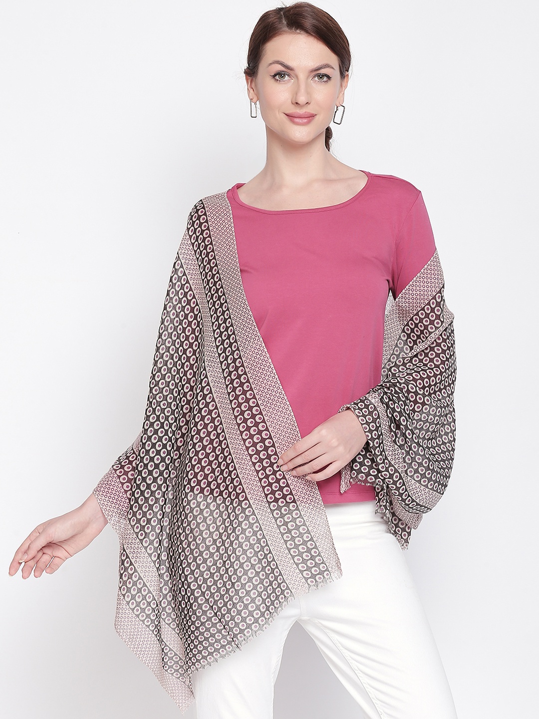 

Style Quotient Women Pink & Black Printed Shawl