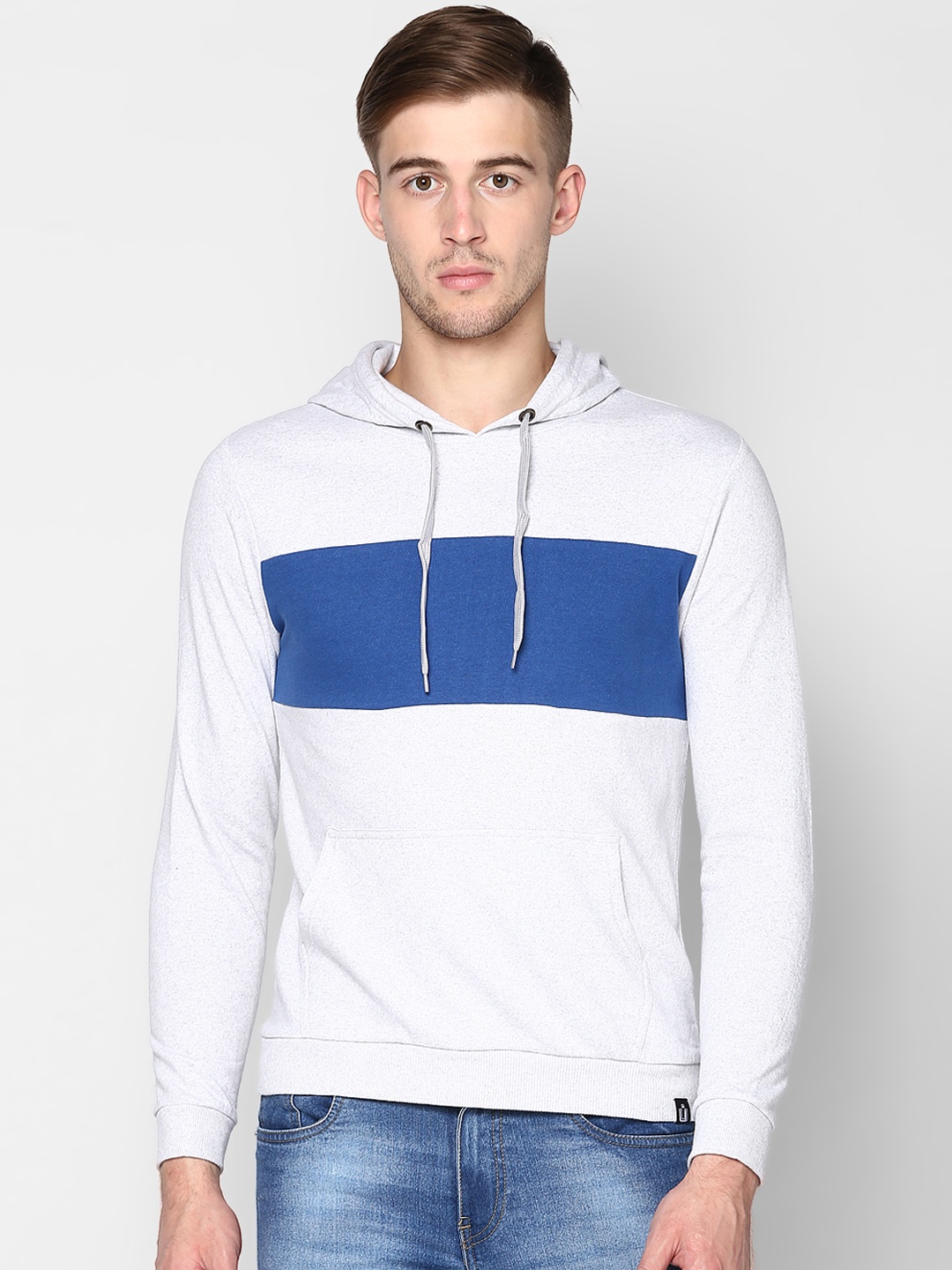 

Urbano Fashion Men White & Blue Colourblocked Hooded Sweatshirt