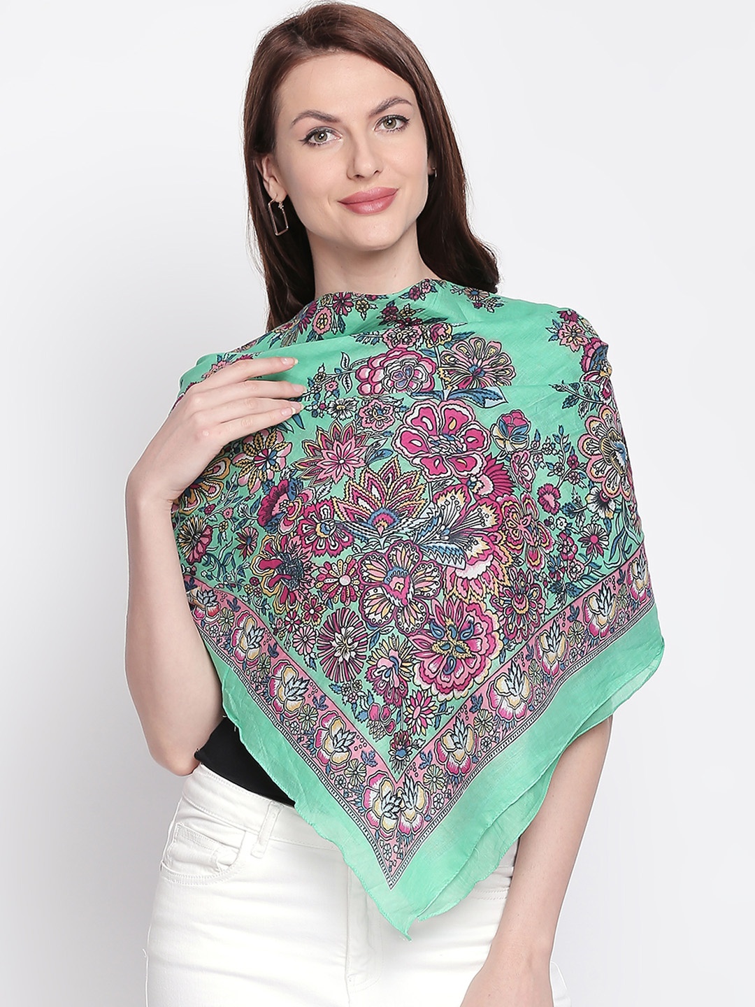 

Style Quotient Green Printed Scarves