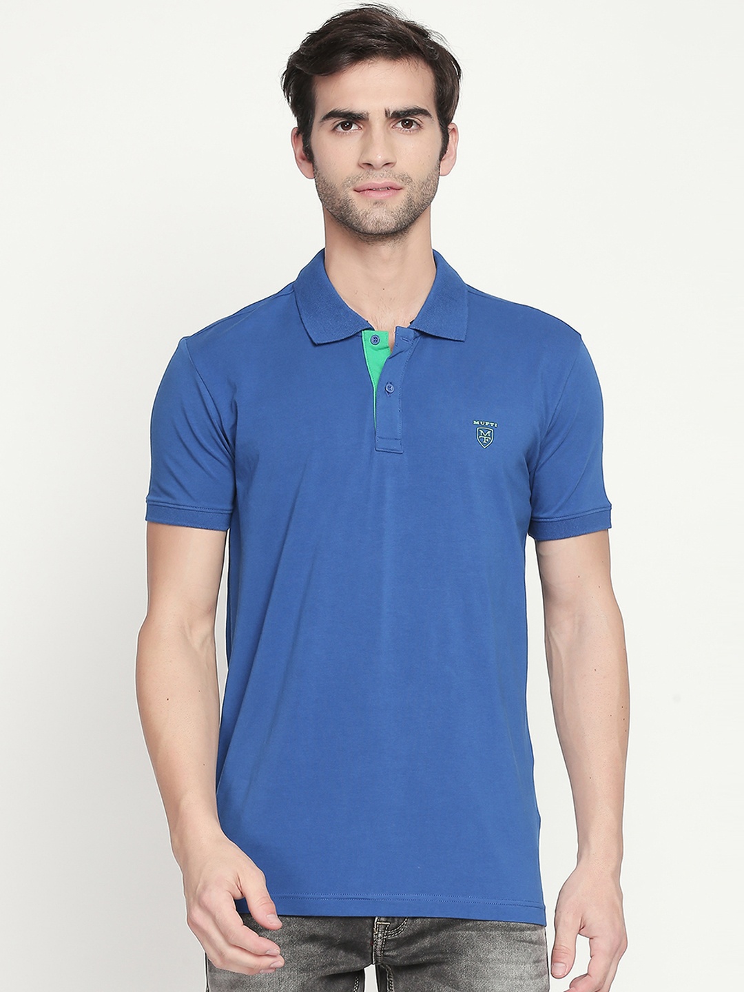 

Mufti Men Blue Solid Polo Collar T-shirt