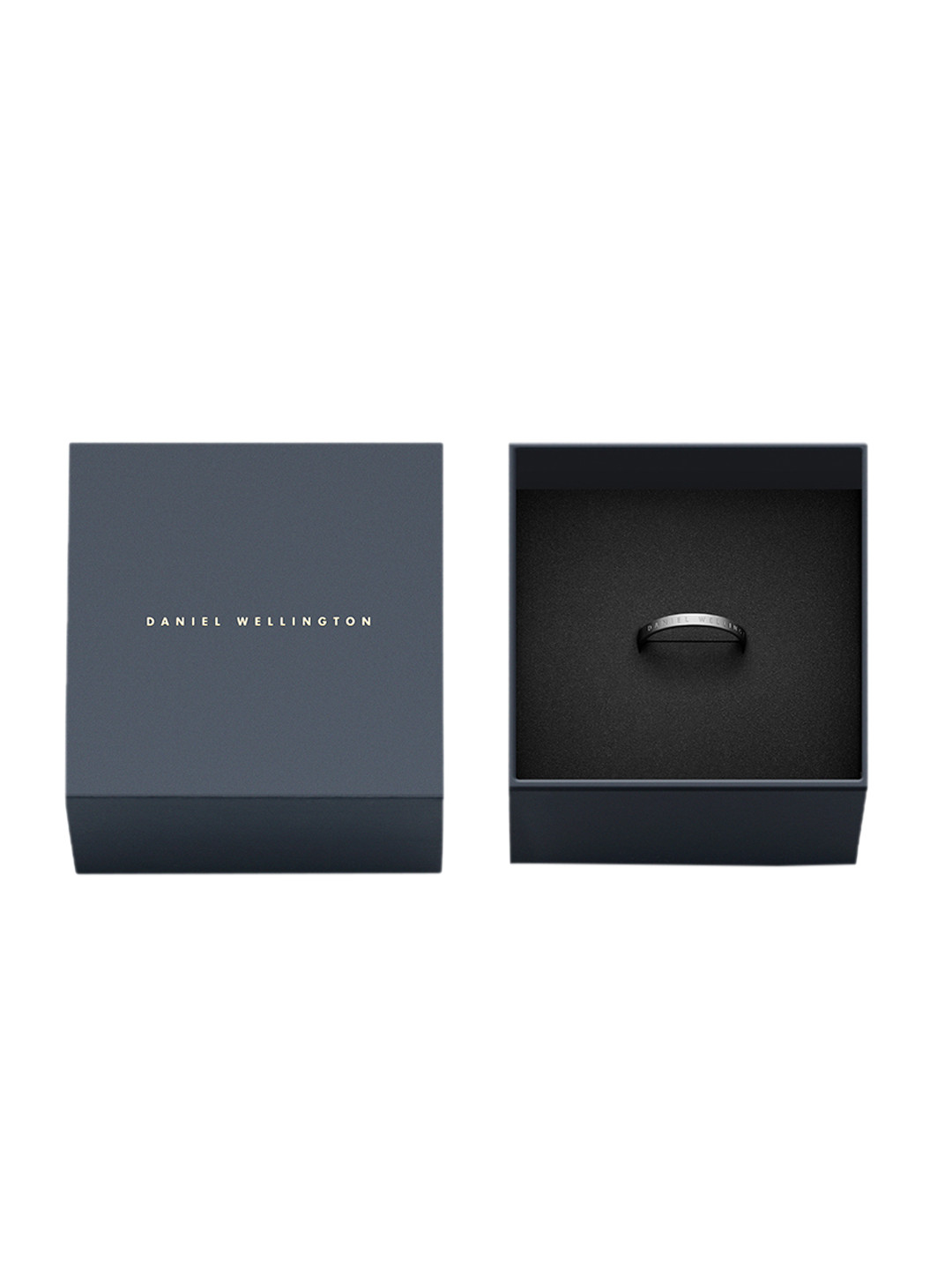

Daniel Wellington Unisex Silver-Plated Engraved Ring