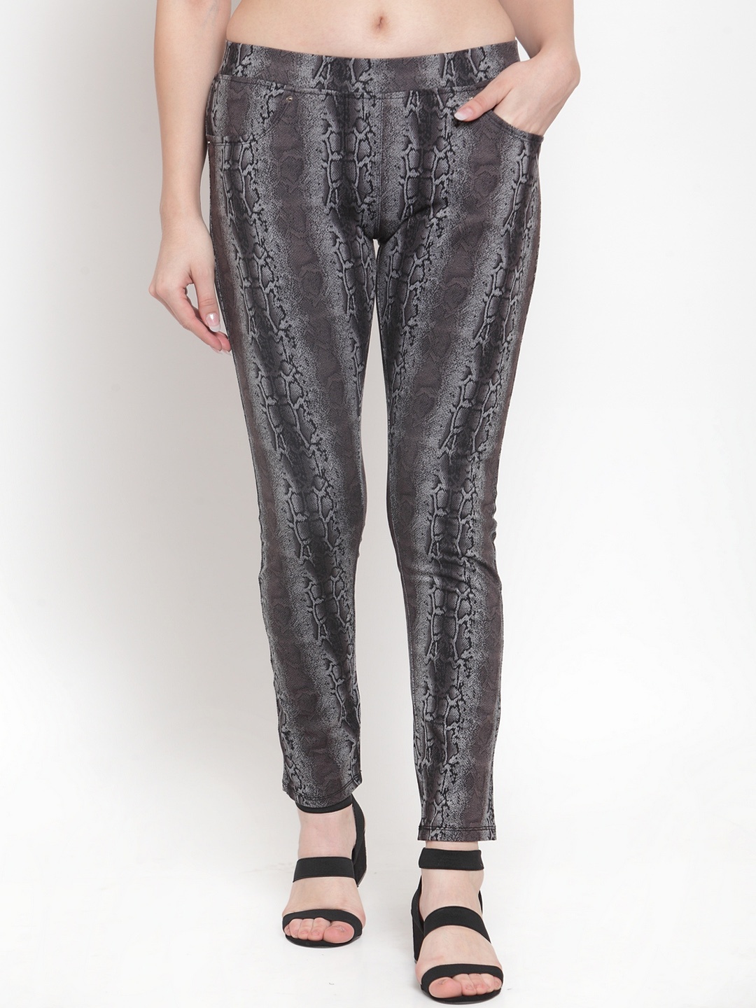 Westwood Women Grey Printed Loose Fit Regular Trousers
