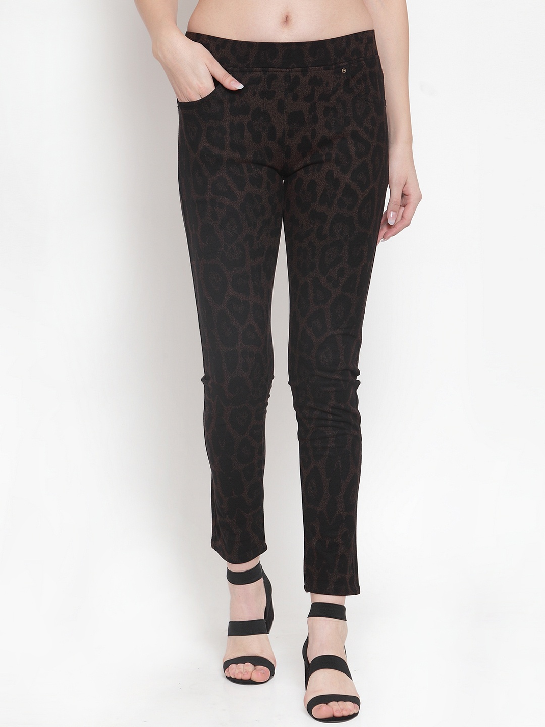 

Westwood Women Black Printed Loose Fit Regular Trousers