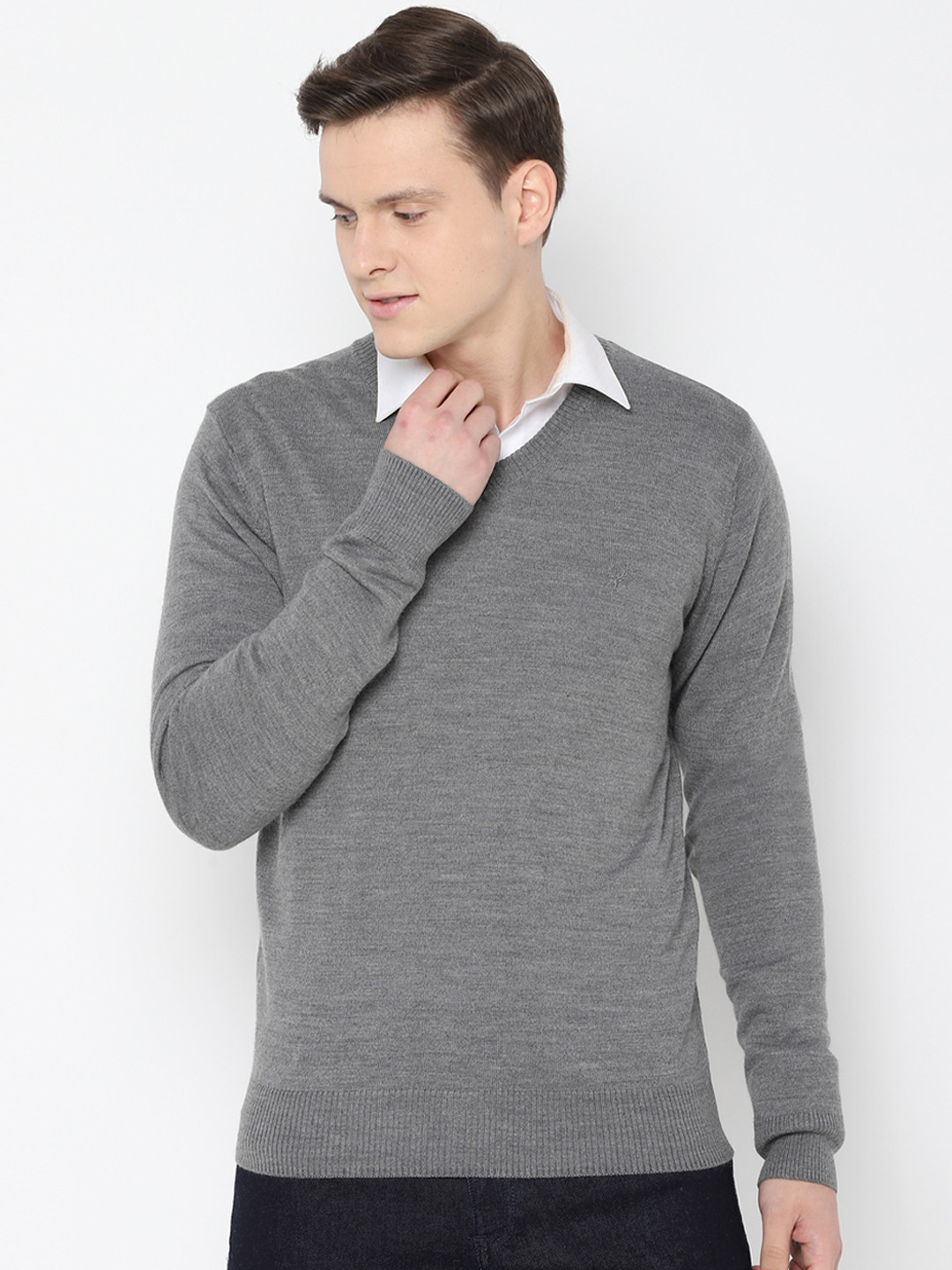 

Allen Solly Men Grey Solid Sweater