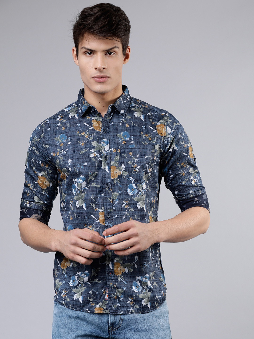 

LOCOMOTIVE Men Navy Blue & White Slim Fit Printed Casual Shirt