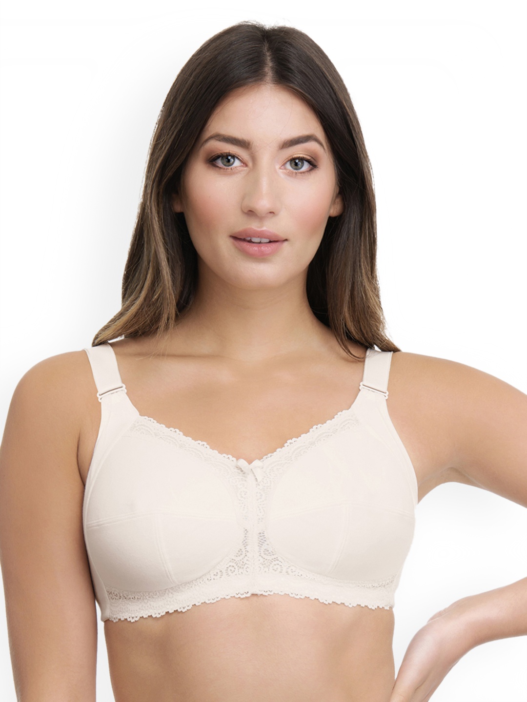

Ultimo Plus Size White Solid Non-Wired Non Padded Everyday Bra E0003