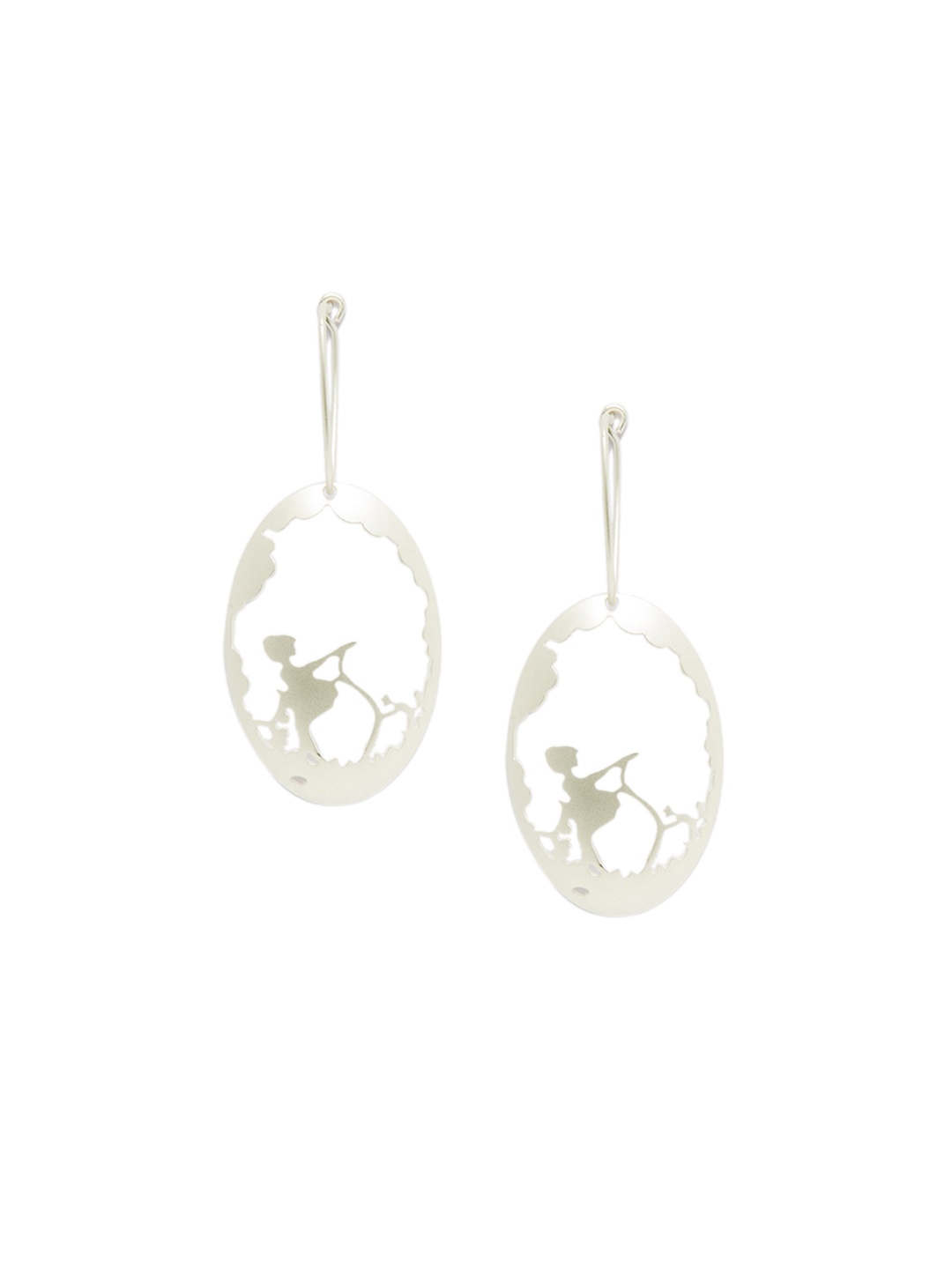 

Mali Fionna Silver-Toned Oval Drop Earrings
