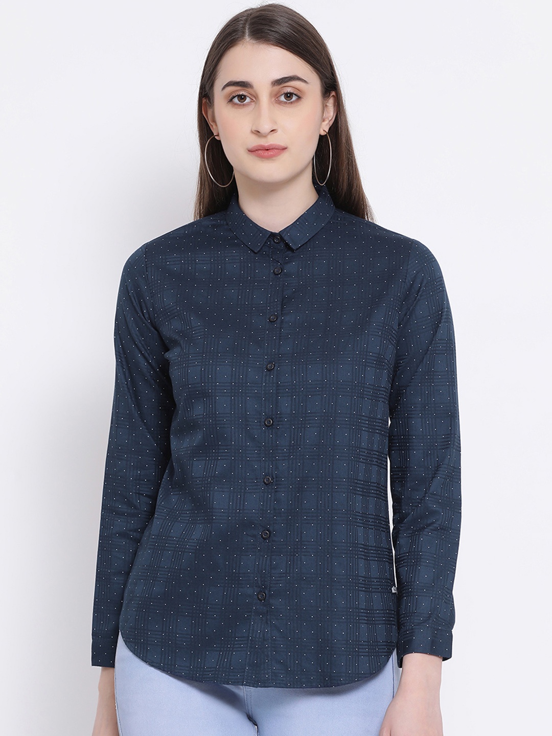 

Crimsoune Club Women Navy Blue & White Slim Fit Checked Casual Shirt