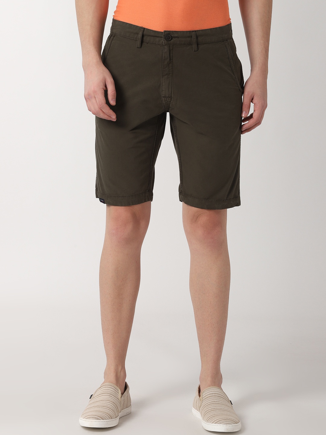 

Peter England Casuals Men Olive Green Solid Slim Fit Reversible Regular Shorts