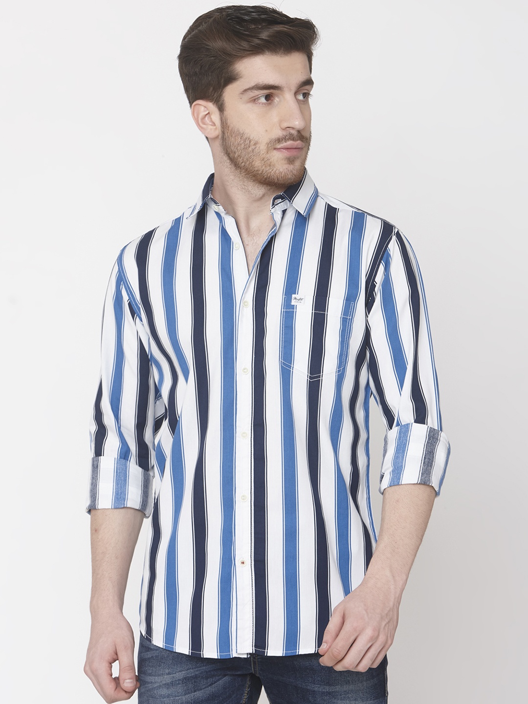 

Mufti Men White & Blue Slim Fit Striped Casual Shirt