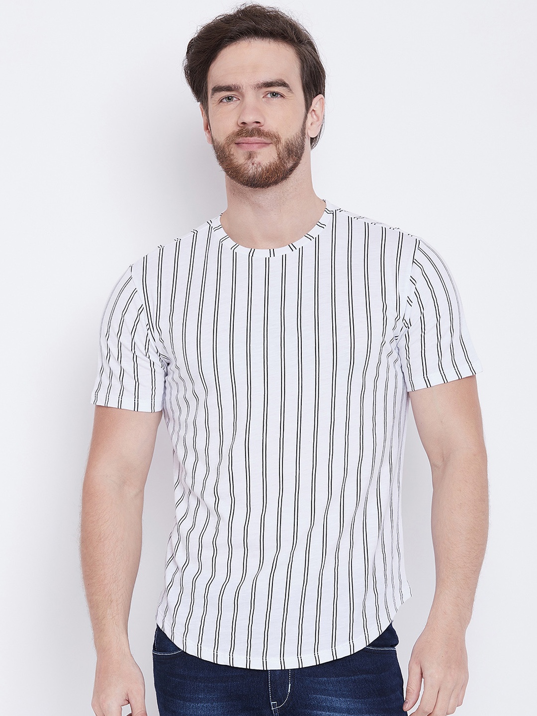 

LE BOURGEOIS Men Black Striped Round Neck Pure Cotton T-shirt