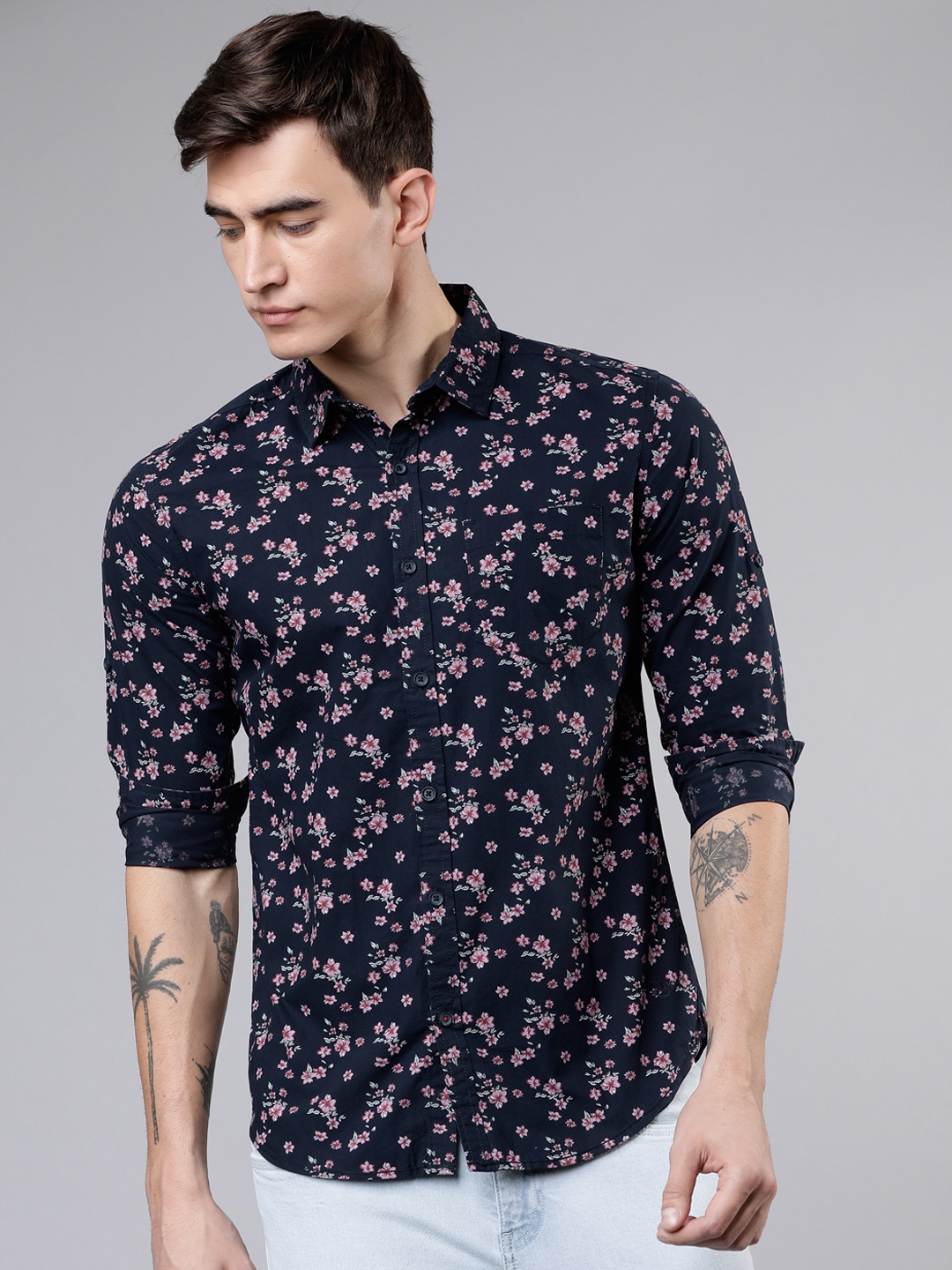 

LOCOMOTIVE Men Navy Blue & Pink Slim Fit Printed Casual Shirt