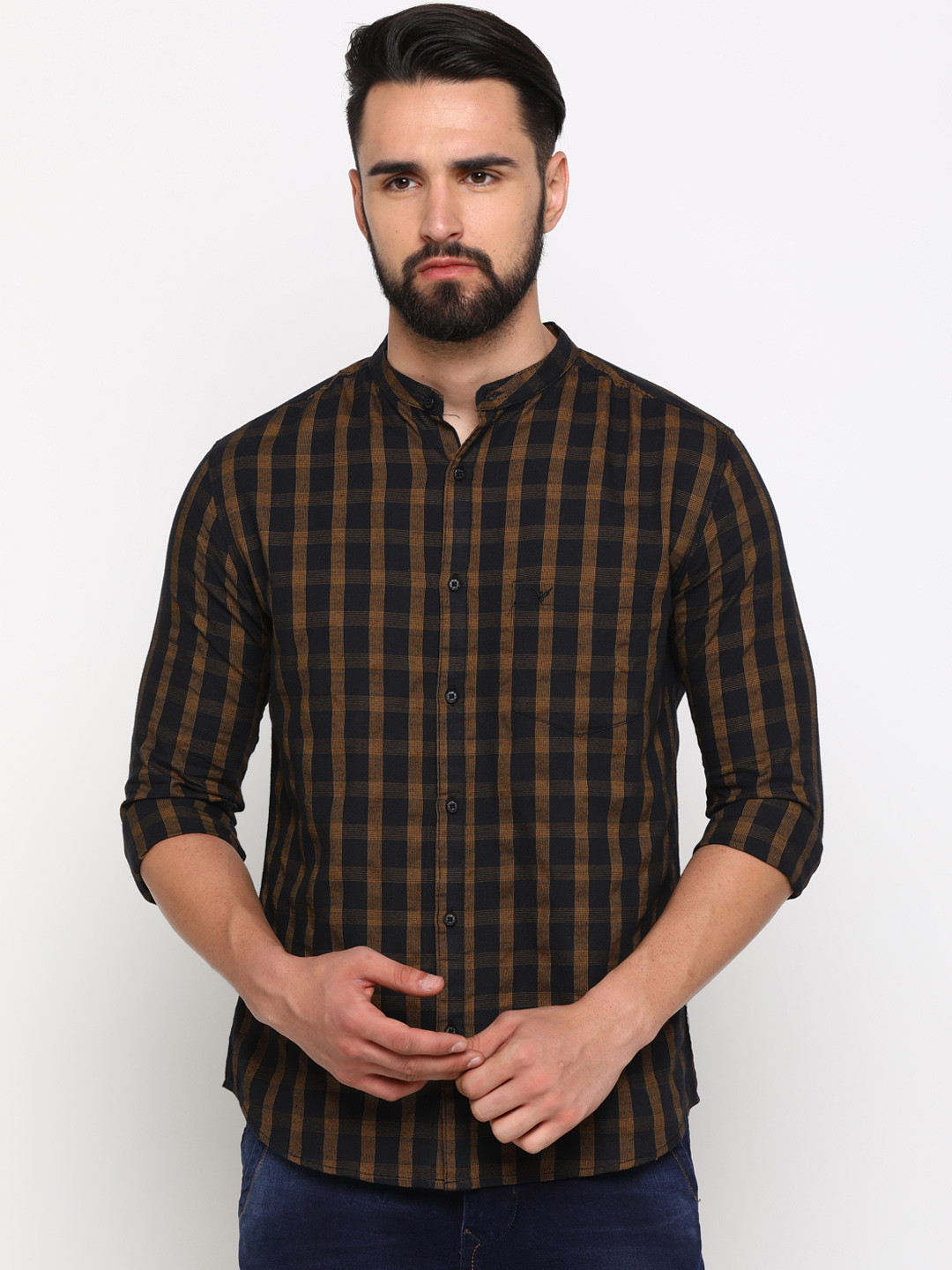 

SHOWOFF Men Black & Brown Slim Fit Checked Casual Shirt