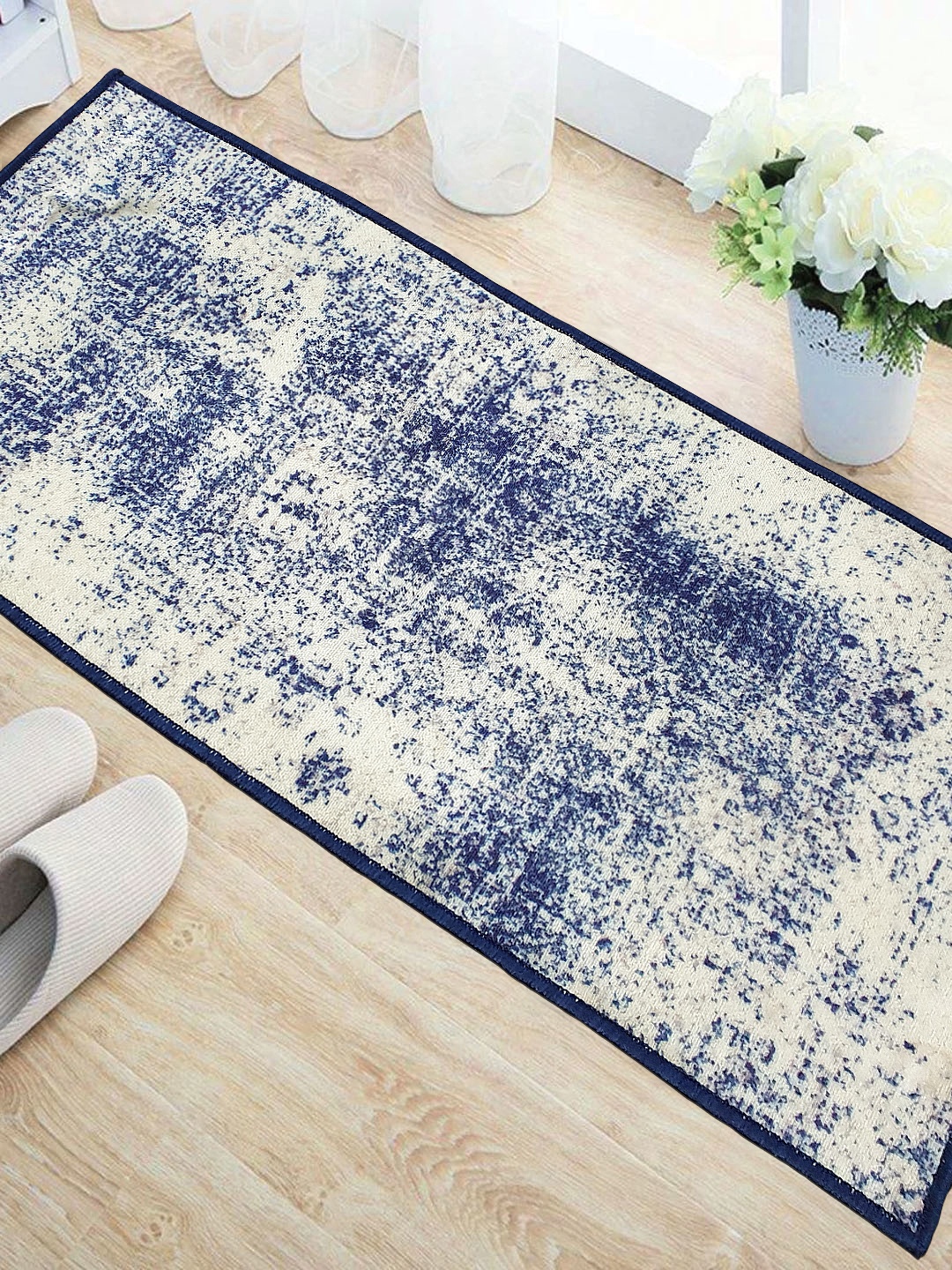 

Status Blue & White Printed Rectangular Super Vintage Persian Floor Runner