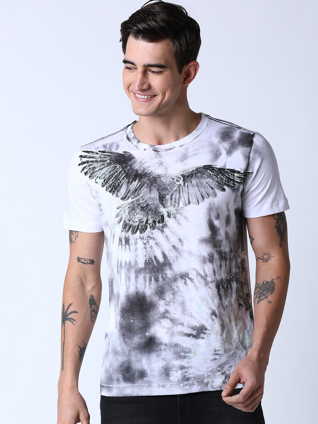 Huetrap Men White Printed Round Neck T-shirt