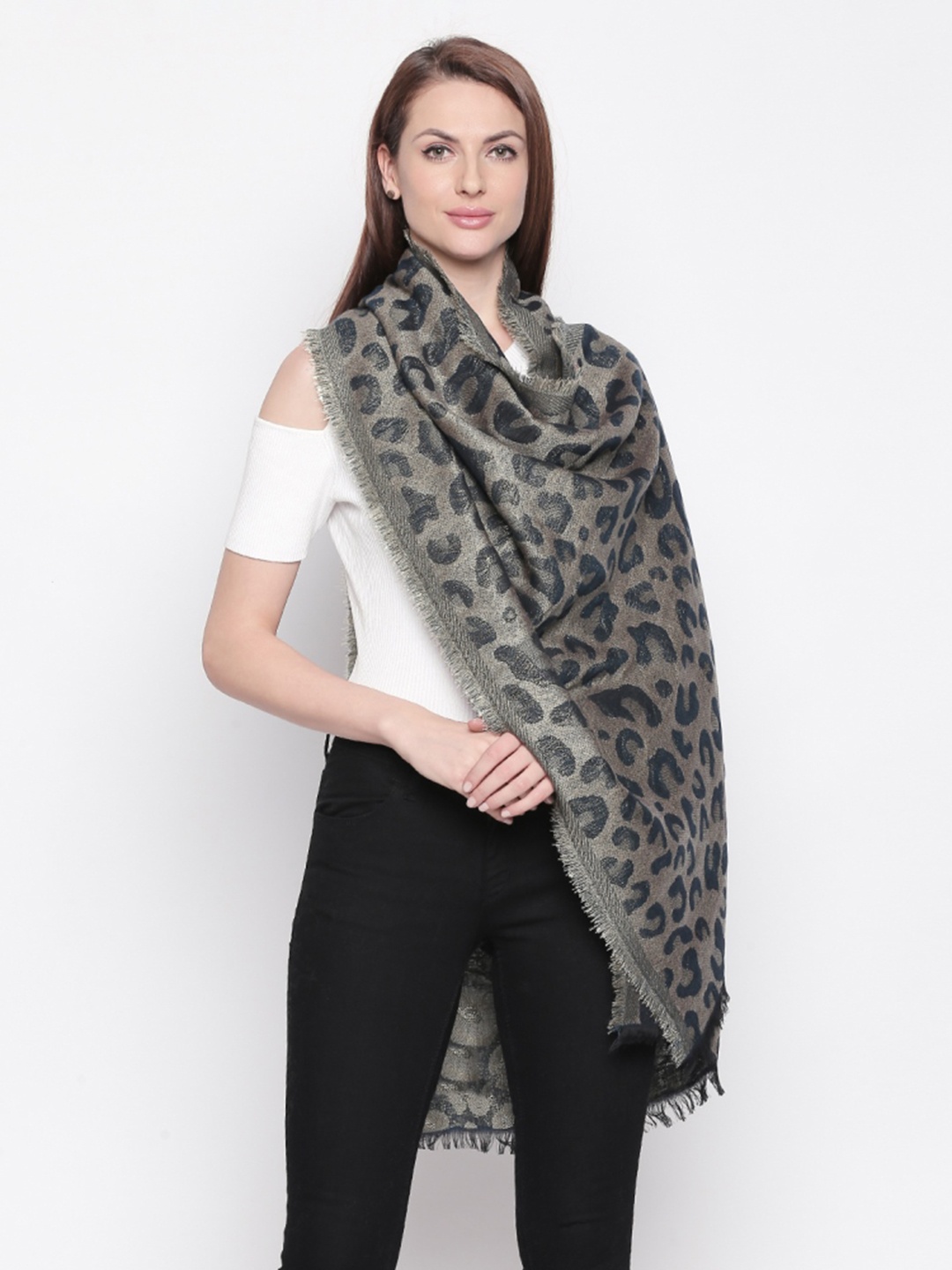 Style Quotient Women Black & Silver-Toned Animal Print Shawl