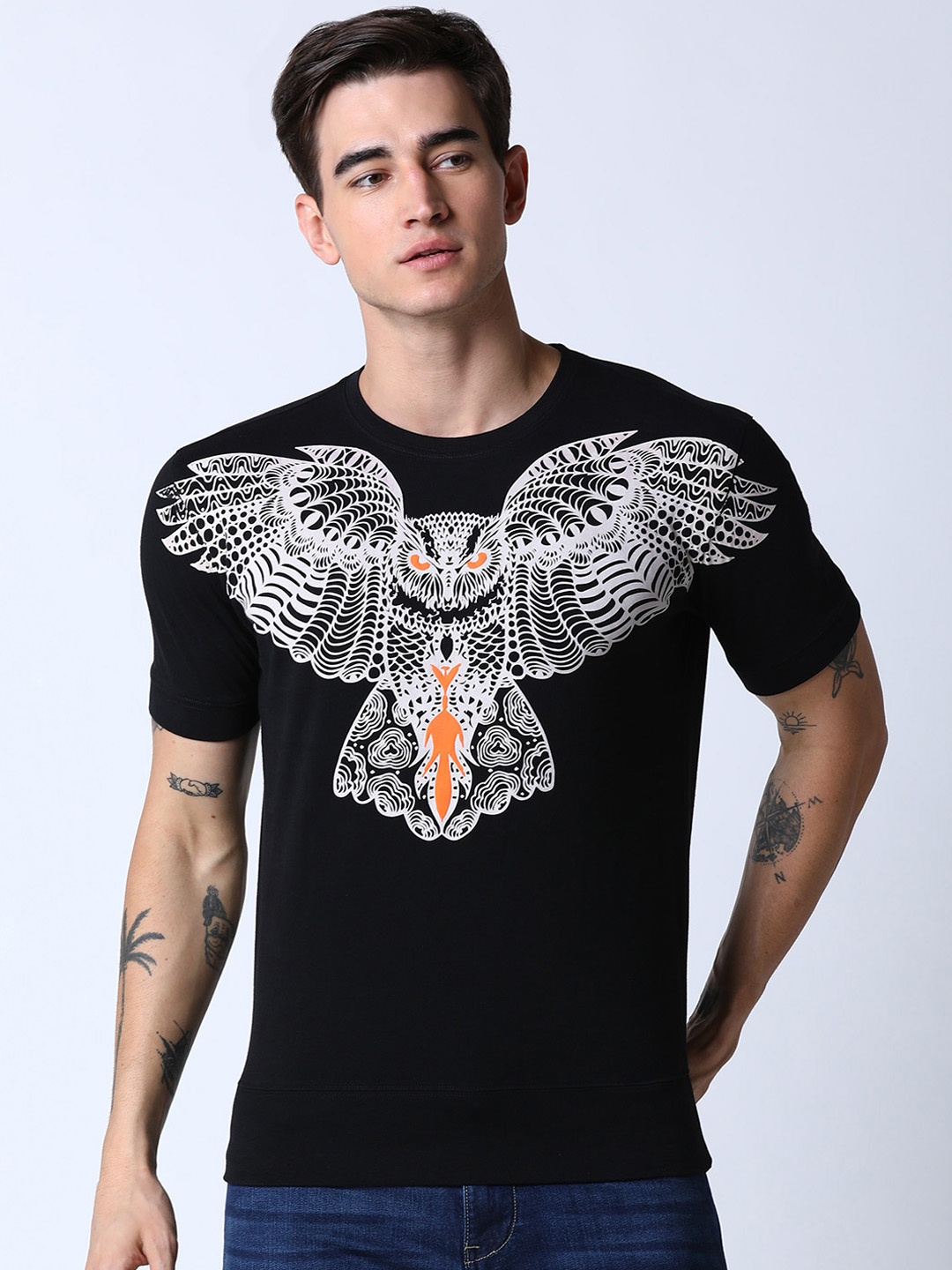

Huetrap Men Black Printed Round Neck T-shirt