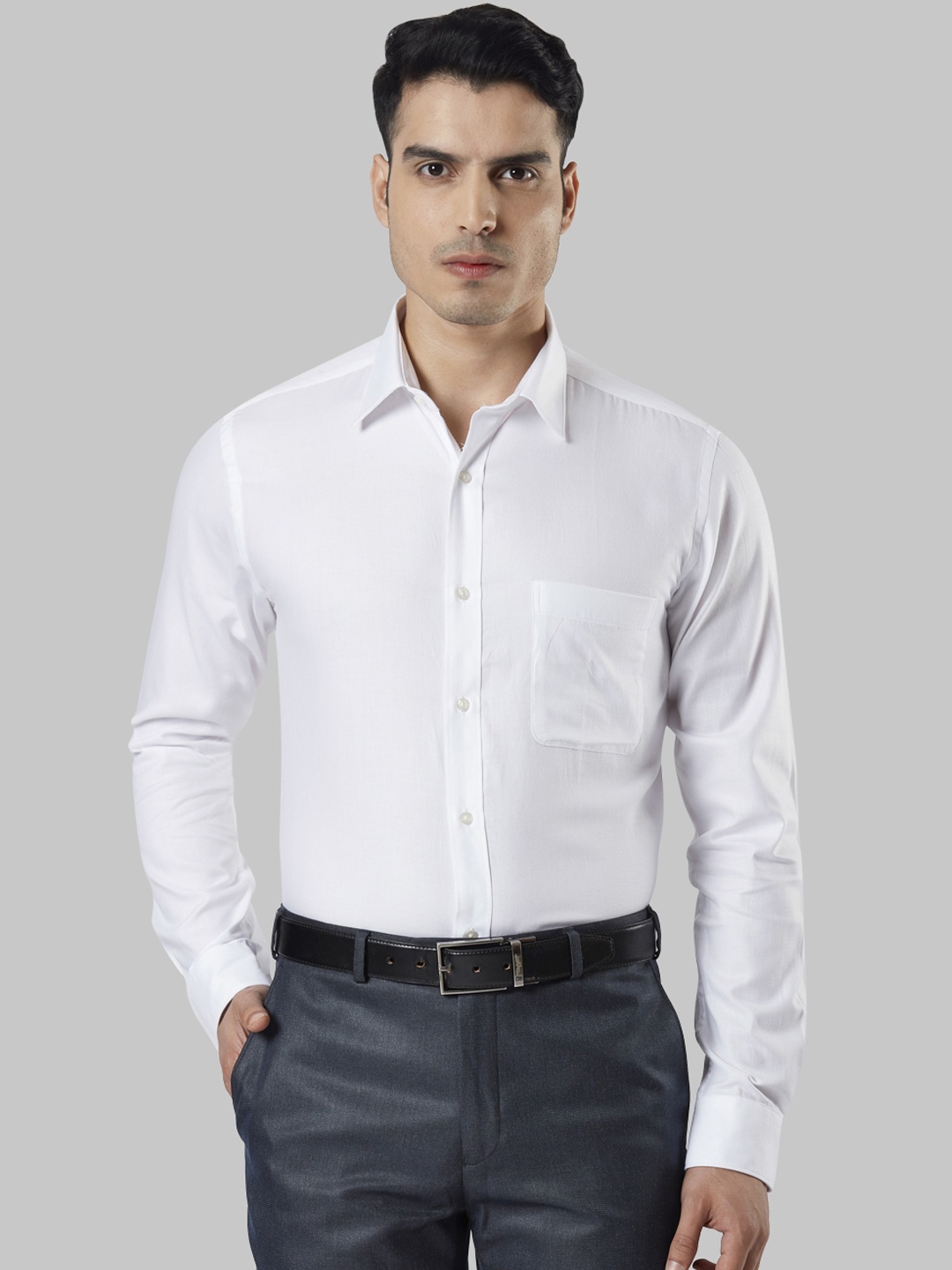 

Raymond Men White Slim Fit Solid Formal Shirt