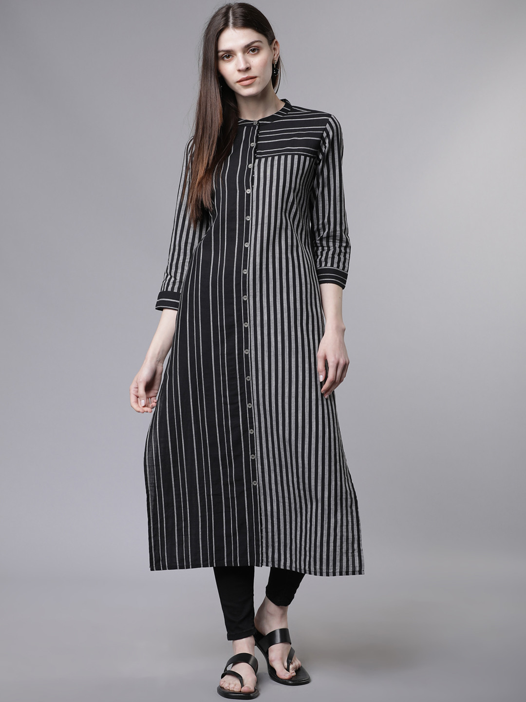 

Vishudh Women Black & Grey Striped Straight Kurta