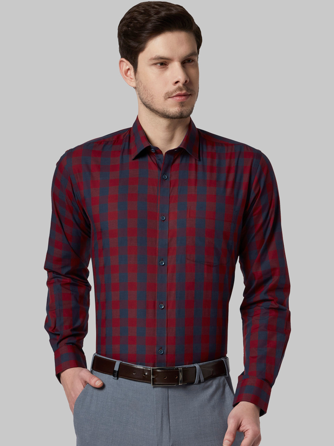 

Park Avenue Men Maroon Checked Slim Fit Formal Shirt