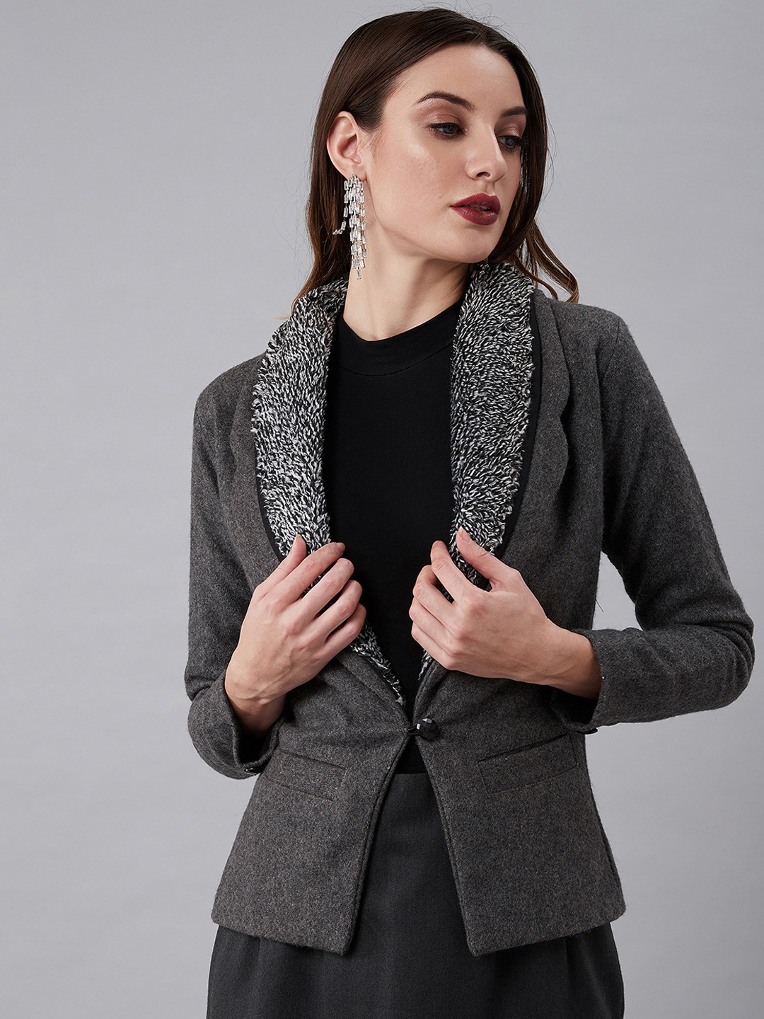 

Athena Women Grey Solid Single Breasted Blazer