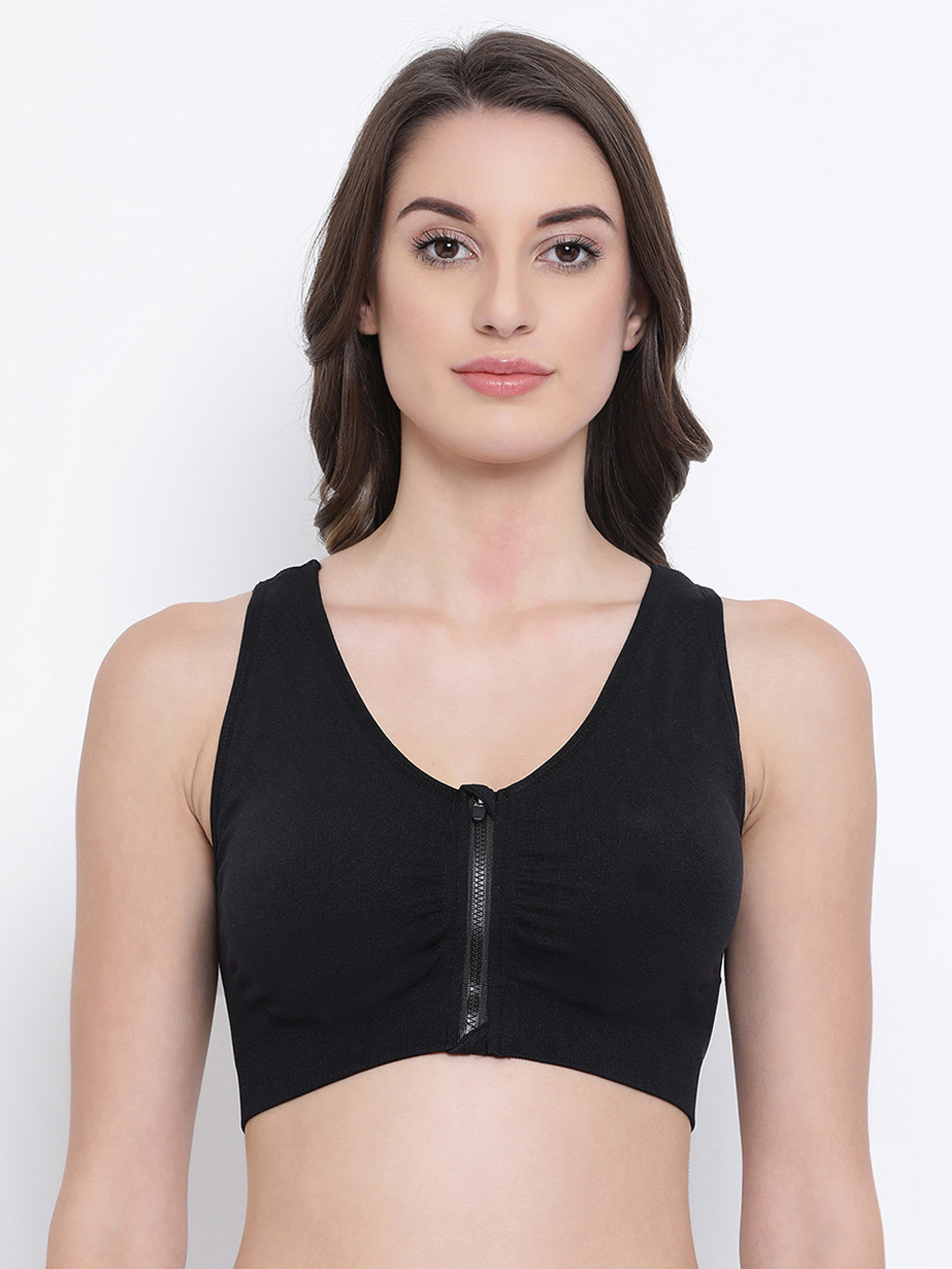 

Clovia Black Solid Padded Non-Wired Sports Bra BR1976P13