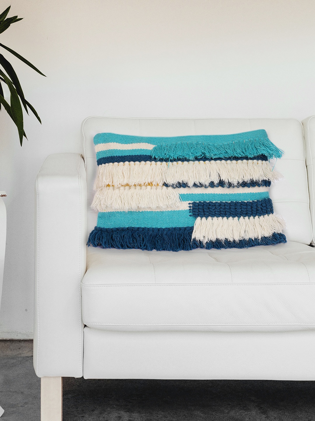 

Chumbak Blue & Off-White Single Self Design Rectangle Cushion Cover
