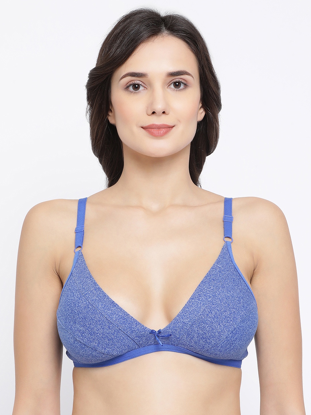 

Clovia Blue Solid Non-Wired Non Padded Everyday Bra BR1595G0832