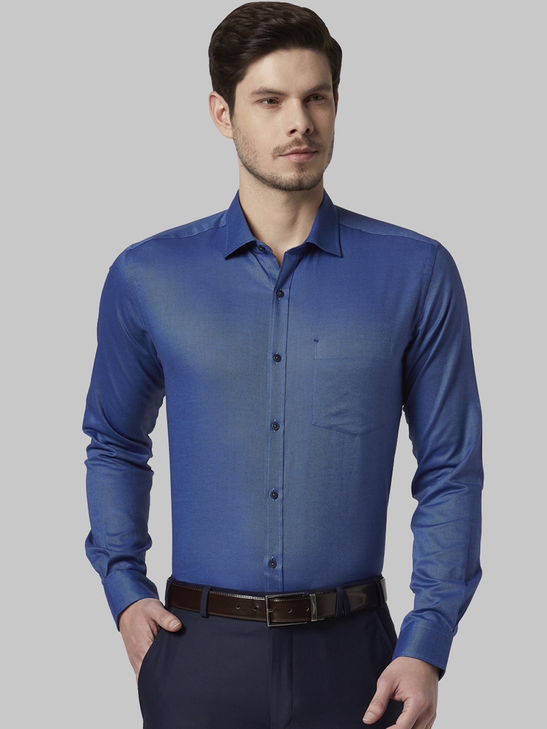 

Park Avenue Men Blue Slim Fit Solid Formal Shirt