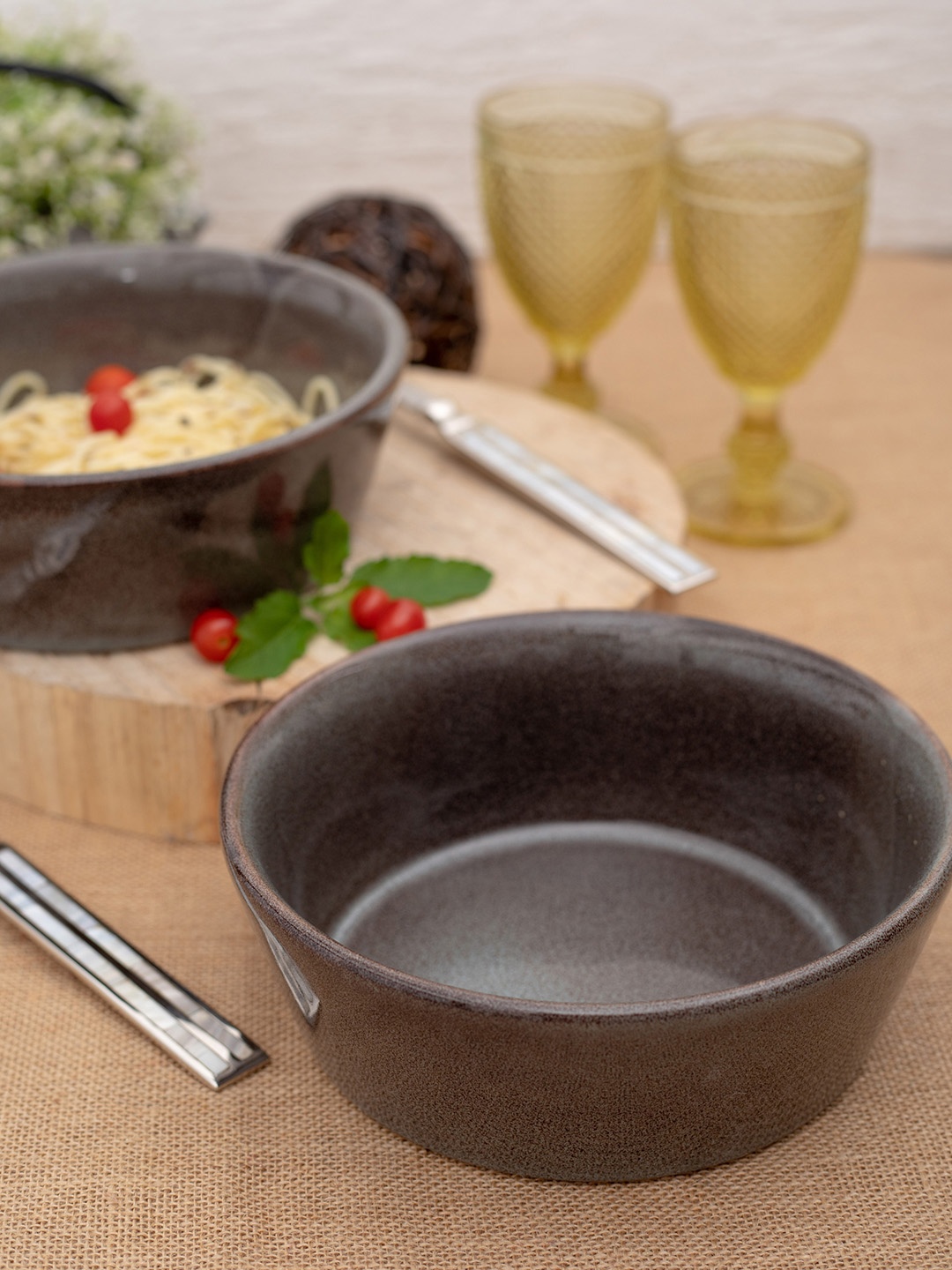 

GOODHOMES Set of 2 Stoneware Serving Bowls, Grey