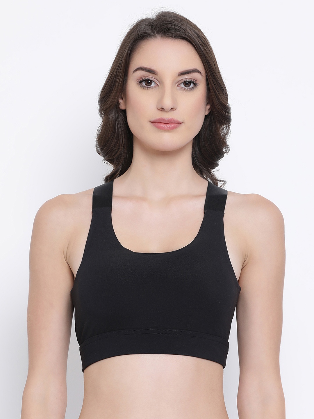 

Clovia Black Solid Padded Non-Wired Sports Bra BR1972P13S