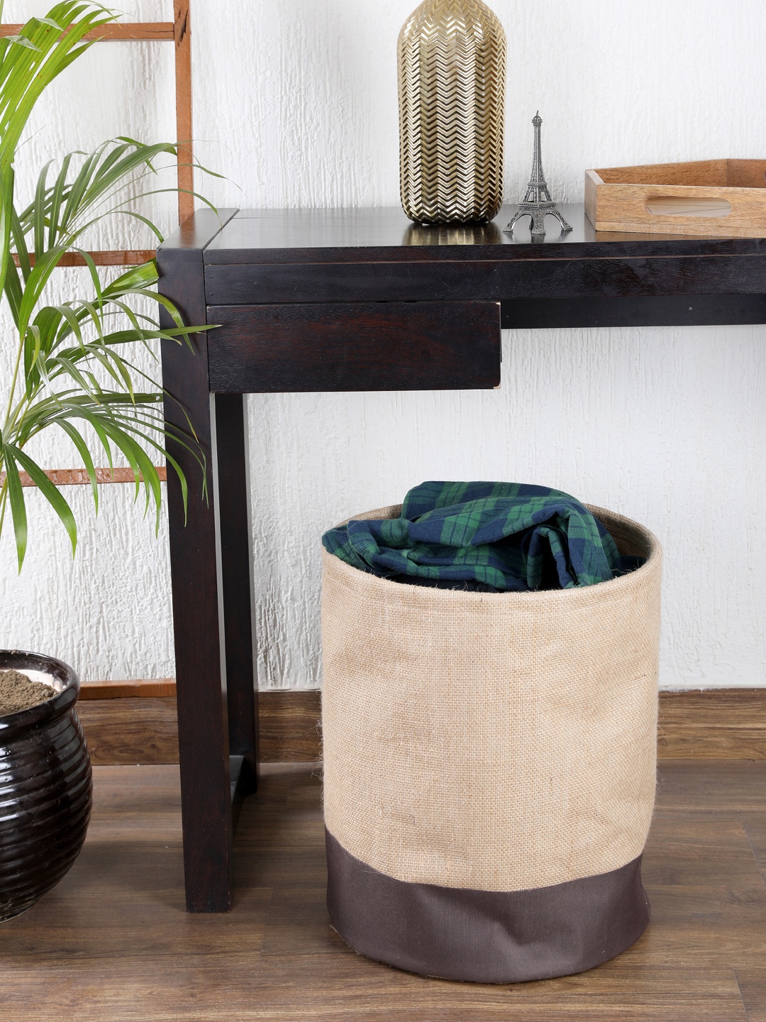 

My Gift Booth Beige & Brown Colourblocked Jute Laundry Bag