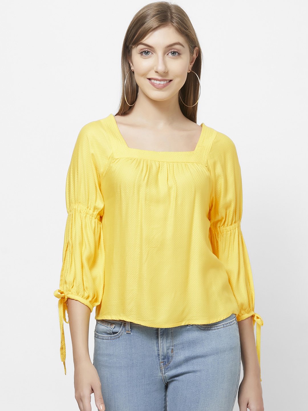 

109F Women Yellow Solid Top