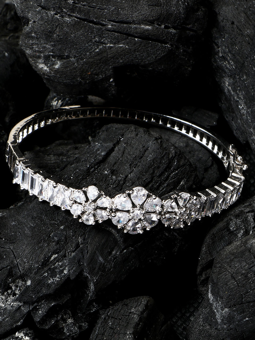 

Bhana Fashion Silver-Toned Bracelet