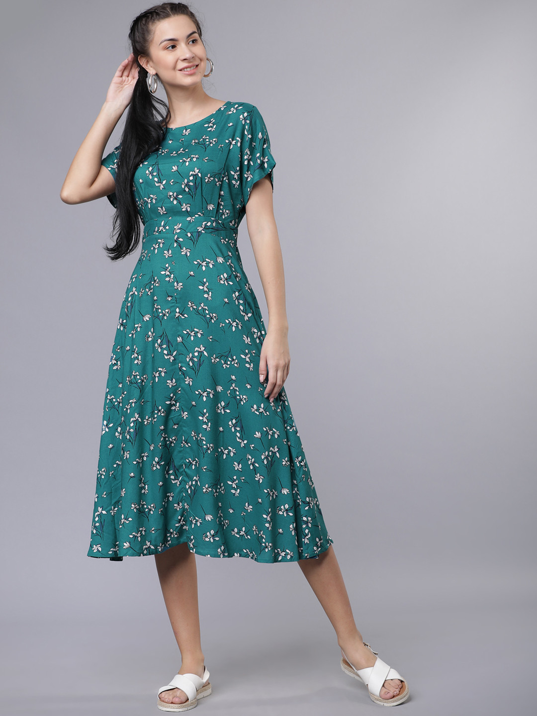 

Tokyo Talkies Women Teal Green Printed Fit and Flare Dress