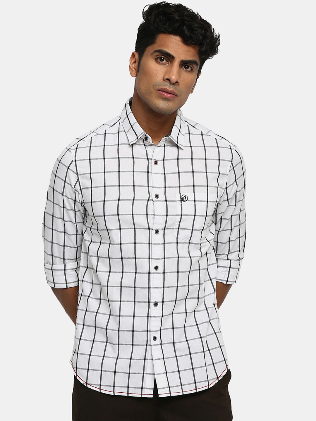 

RUF & TUF Men White & Grey Regular Fit Checked Casual Shirt