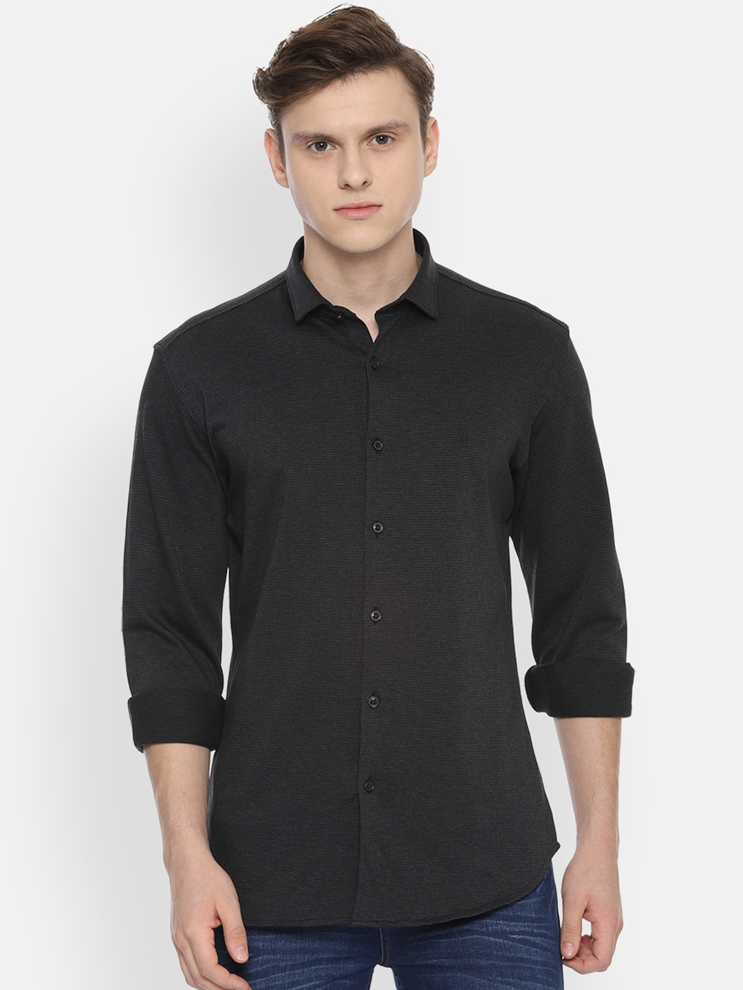 

V Dot Men Black Slim Fit Solid Casual Shirt