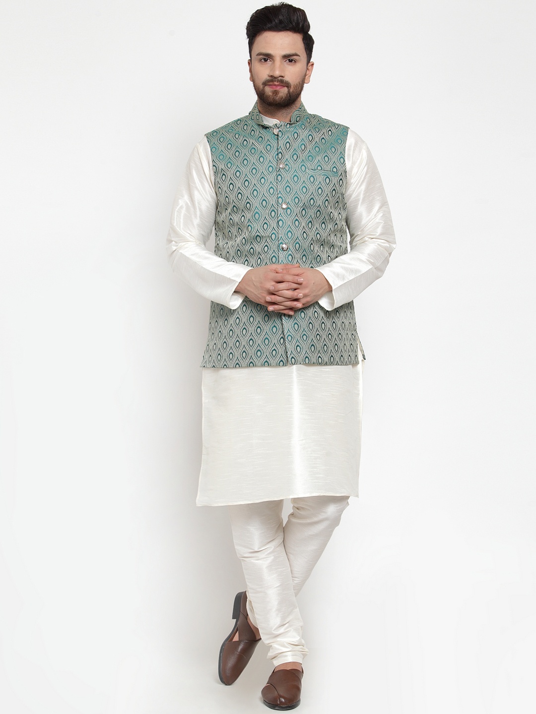 

Jompers Men White & Green Solid Kurta with Churidar And Nehru Jacket