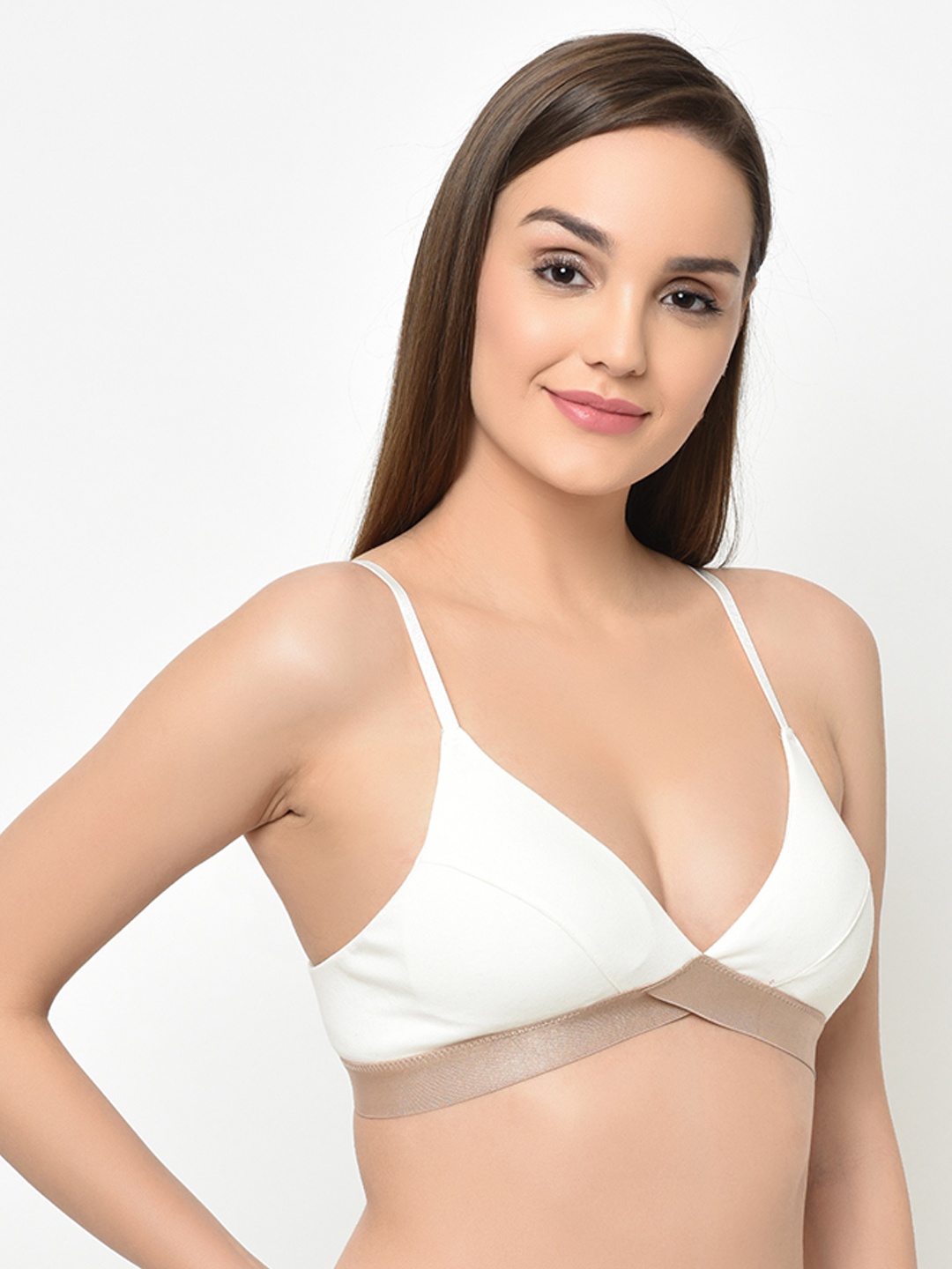 

Da Intimo White Solid Lightly Padded Non-Wired Styled Back Bralette Bra DI-1248